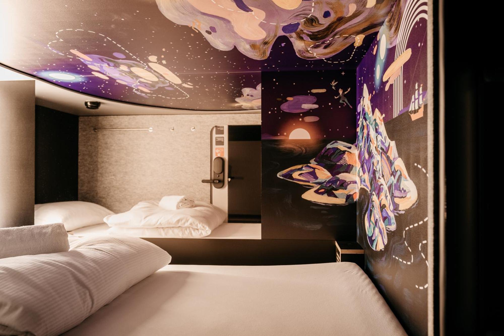 Capsule Hotel - Lucerne Old Town Εξωτερικό φωτογραφία